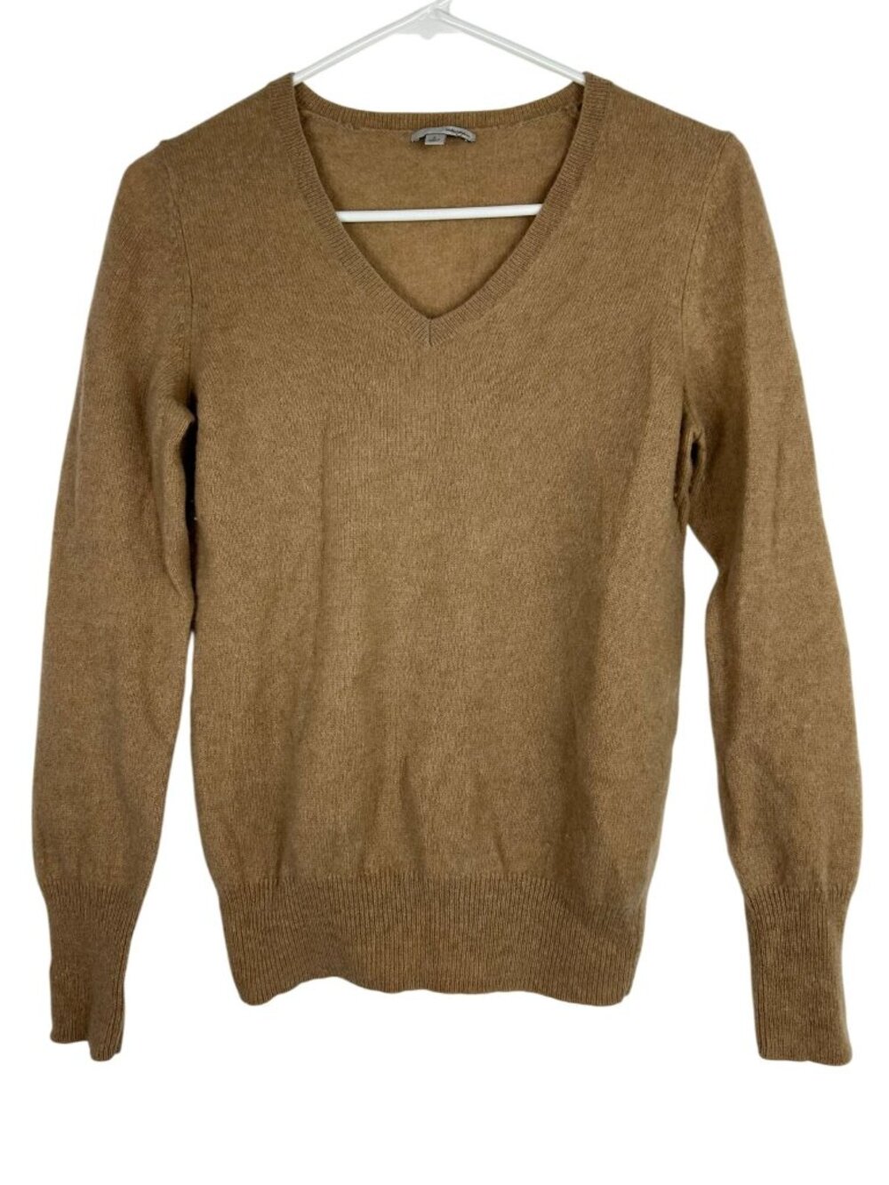 Halogen Women's 100% Cashmere Sweater Long Sleeve V Neck Size Small Camel